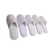 Sản Xuất Dép Thiết Kế Nhiều Chất Liệu